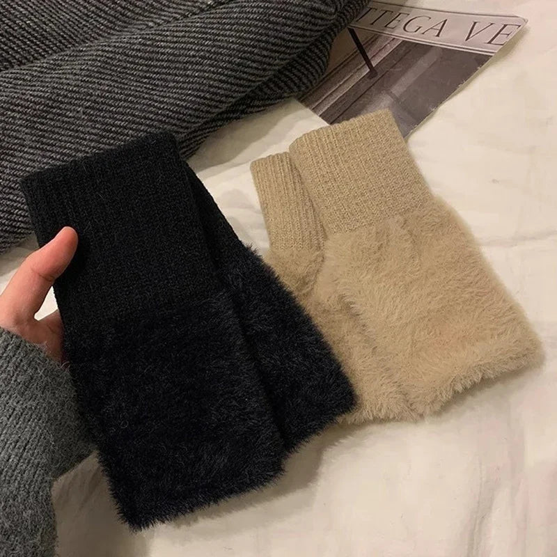 Zentrivo Plush Cozy Fingerless Gloves for Women