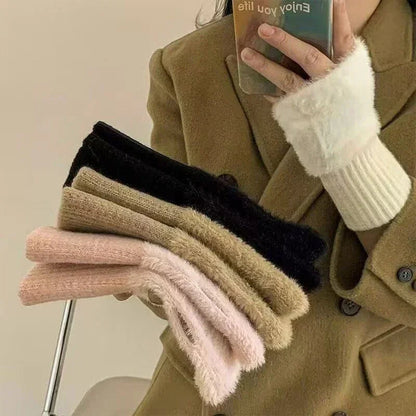 Zentrivo Plush Cozy Fingerless Gloves for Women