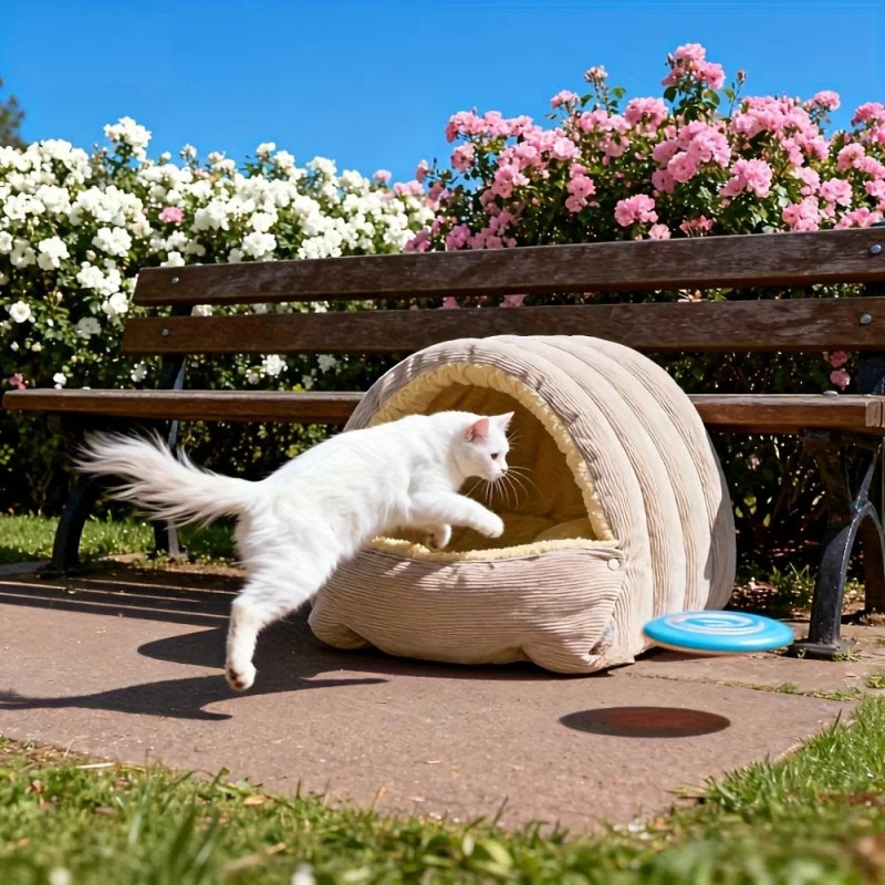 Zentrivo Warm Arctic Fleece Enclosed Cat Cave Bed