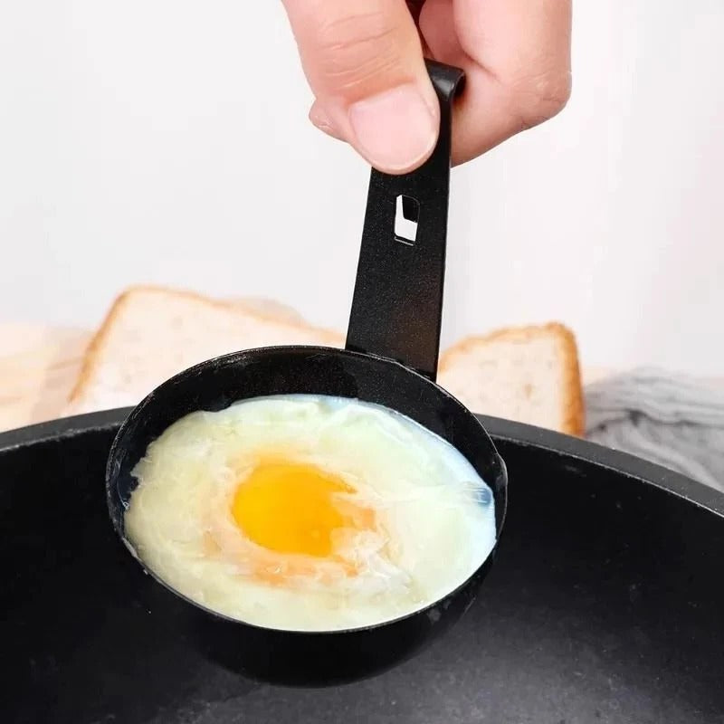 Zentrivo Egg Poacher with Nonstick Mold