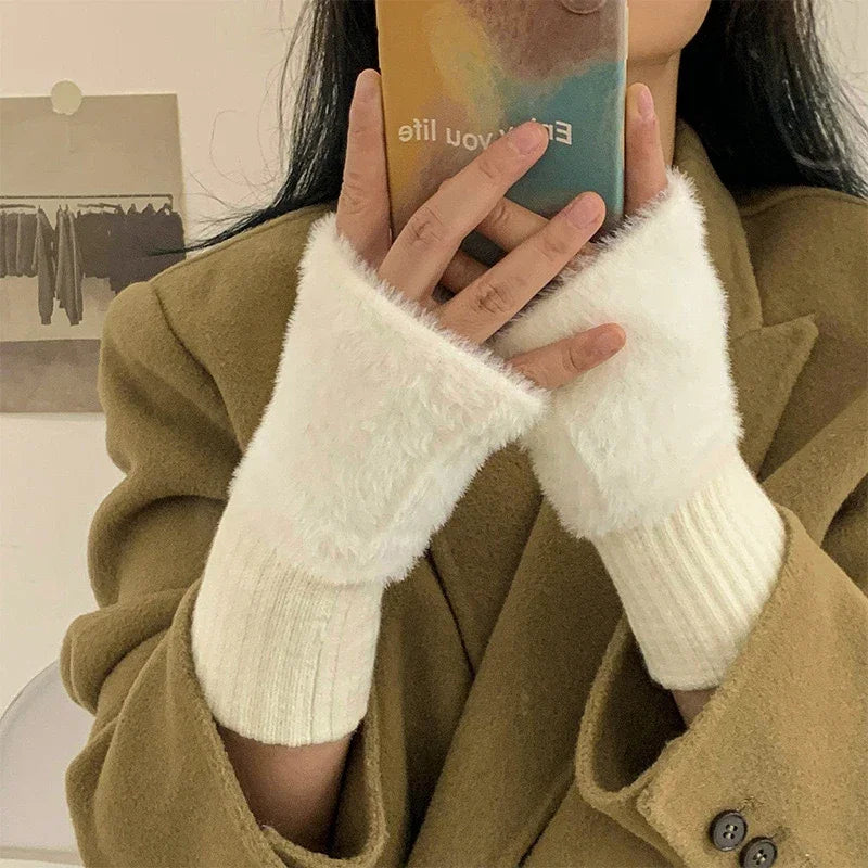 Zentrivo Plush Cozy Fingerless Gloves for Women